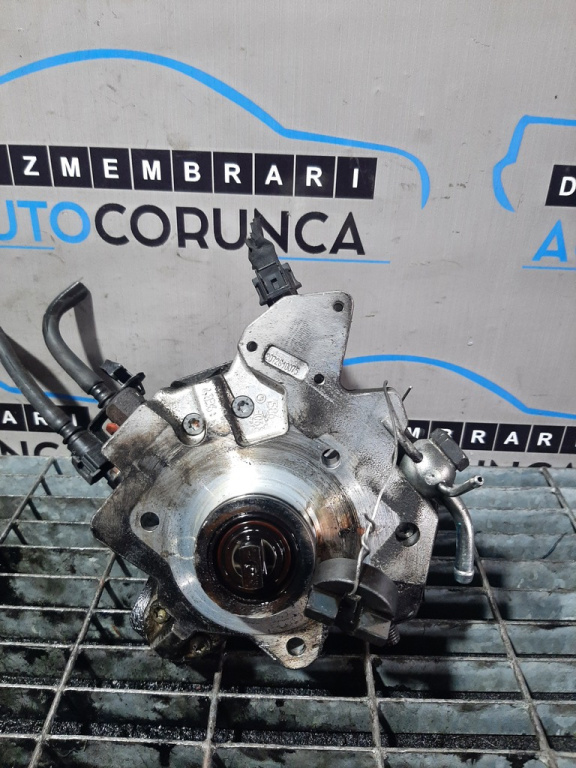 Pompa injectie / inalte Kia Sportage II 2.0 Diesel 2006 - 2010 140CP D4EA Euro4 0445010121