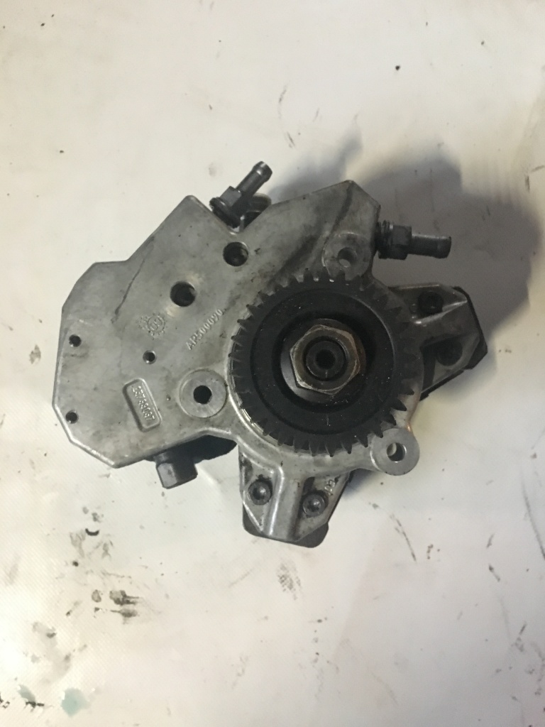 Pompa injectie Mercedes 0445010210 0 445 010 210 A6420700801 A 642 070 08 01