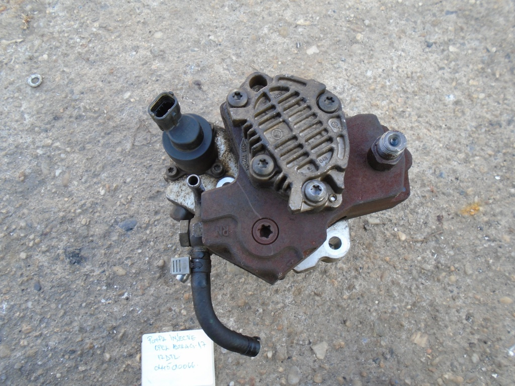 Pompa injectie opel astra g 1.7 17dtl cod 0445010066