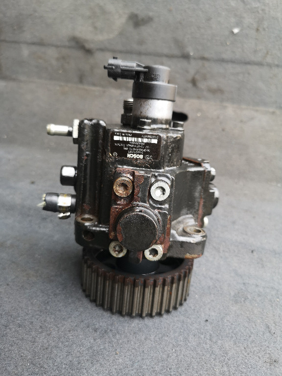 Pompa Injectie Opel Astra H / Opel Zafira B 1.9 CDTI 0445010183