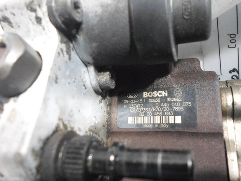 Pompa Injectie Opel Vivaro 2 1.9 dci 101 cp 2006 Bosch: 0 445 010 075