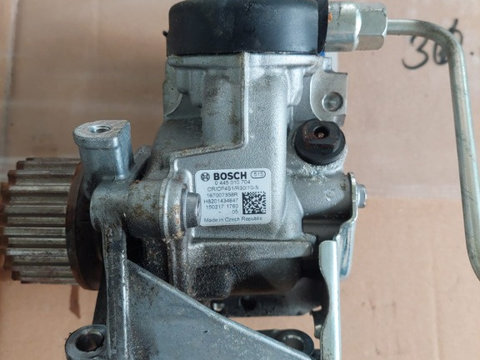 Pompa injectie Renault CAPTUR 1.5 dci E5 Cod : 167007358R 0445010704