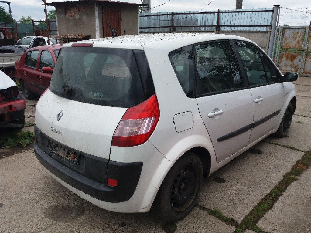 Pompa injectie Renault Scenic 2 2004 mon