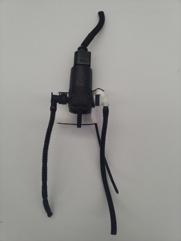 Pompa lichid spalator parbriz Citroen C3 Aircross  an 2025 cod piesa YQ00091880