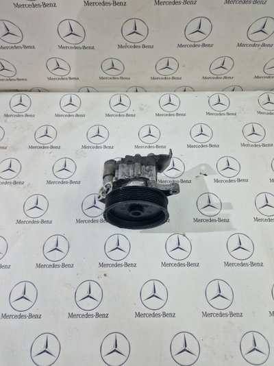 Pompa Mercedes E class w212 A0064664801