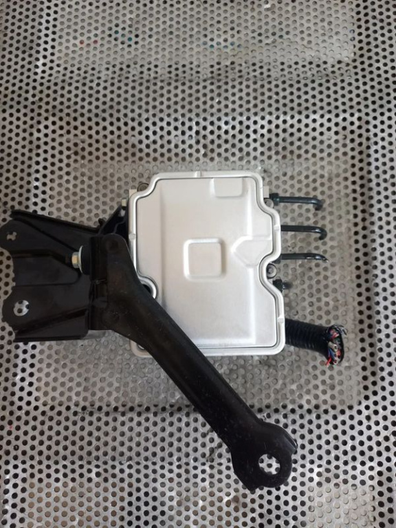 Pompa Modul Unitate ABS Toyota Yaris Cro