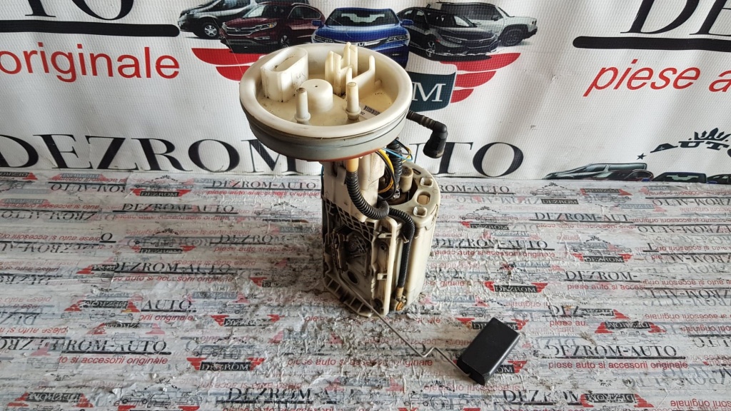 Pompa motorina rezervor Audi A4 B6 1.9 tdi AWX 131cp cod piesa : 8e0919050d