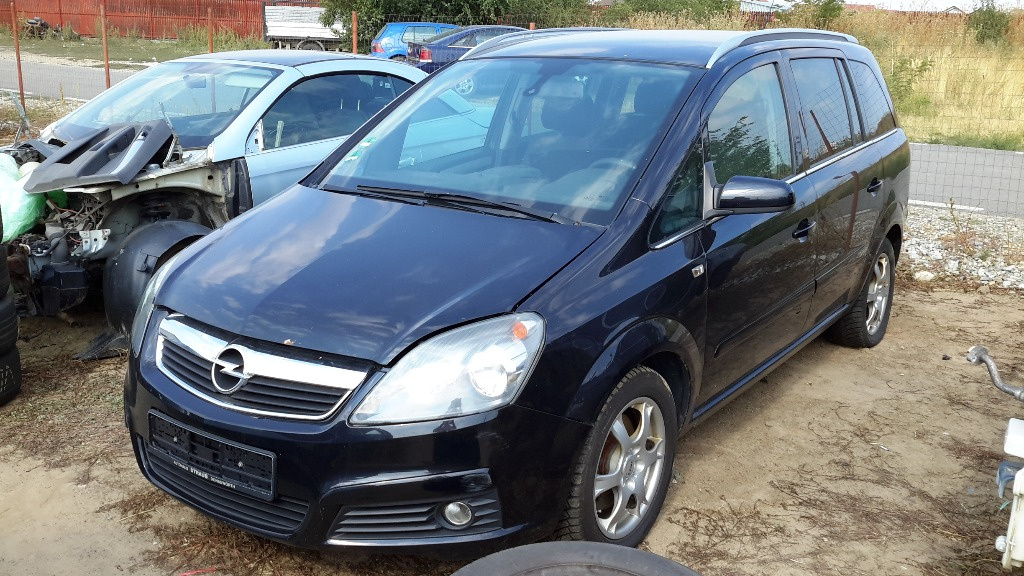 Pompa motorina rezervor Opel Zafira B 20