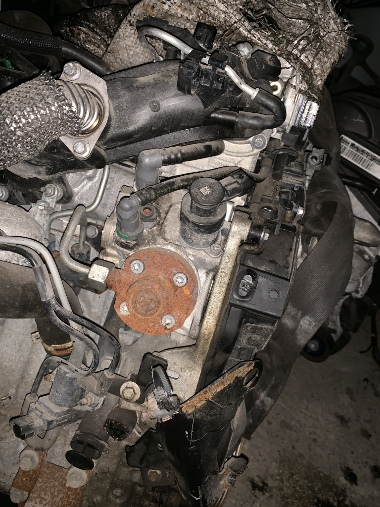 Pompa înaltă completa BOSCH Ford Fiesta 1.6 tdci euro 5 - cod: 0445010516