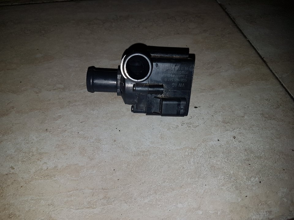 Pompa recirculare apa 5q0965561b vw new 