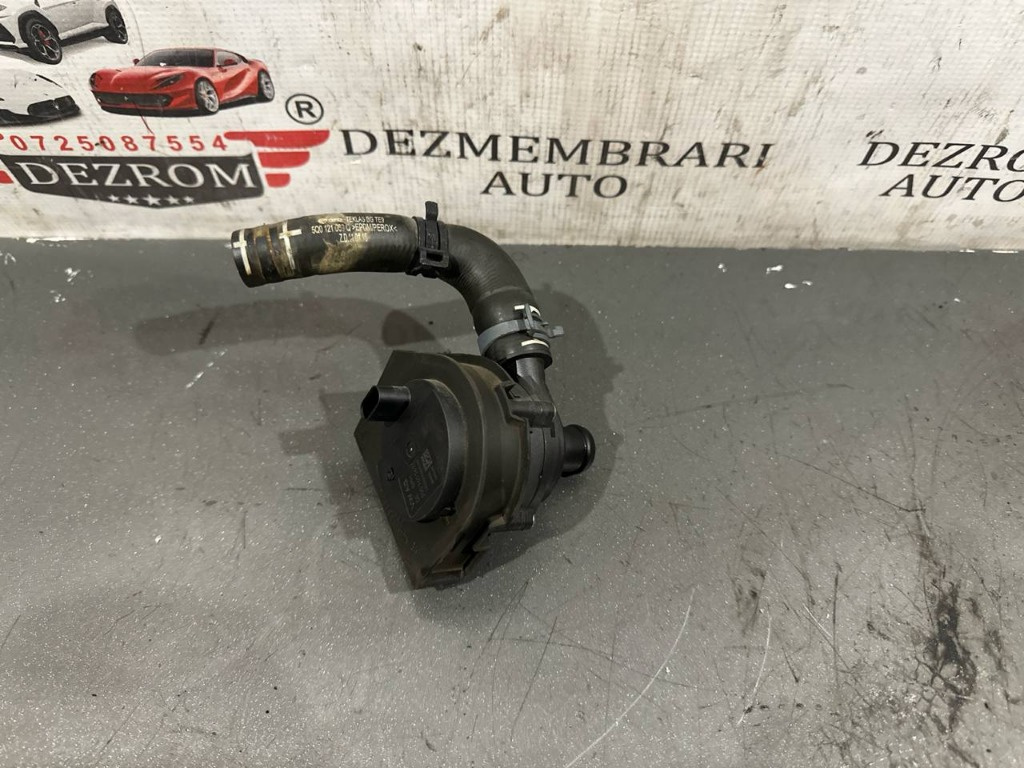 Pompa recirculare apa 5Q0965567 VW Multi