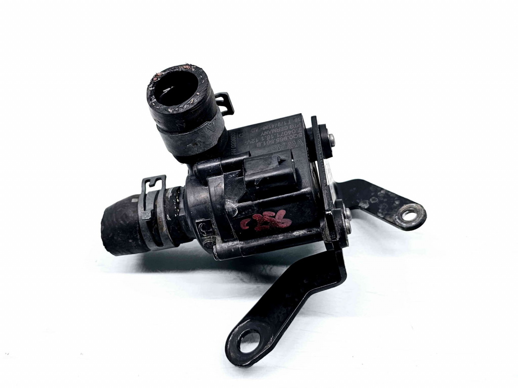 Pompa recirculare apa Audi A4 (8W2, B9) [Fabr 2015