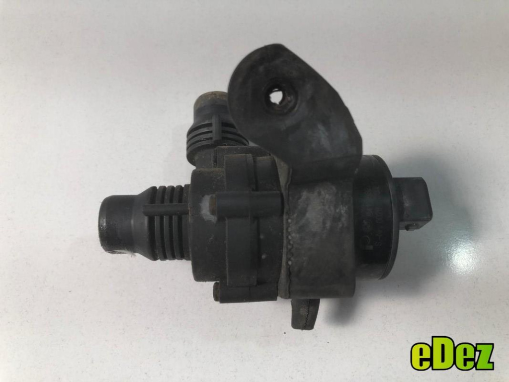 Pompa recirculare apa BMW Seria 7 (2001-2008) [E65