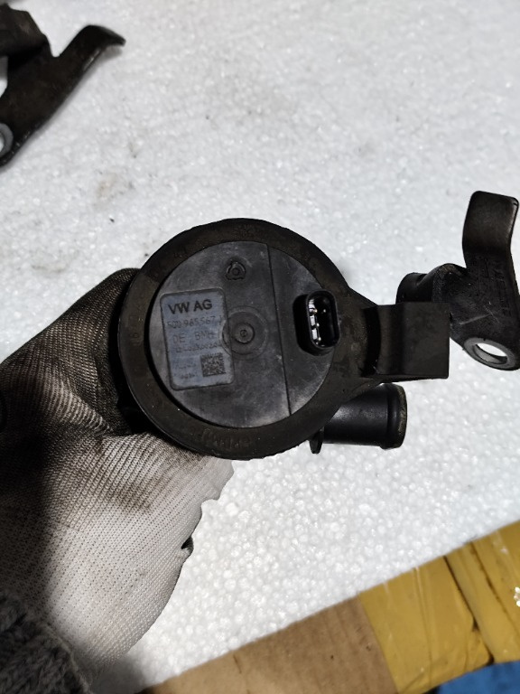 Pompa recirculare apa cod 5G0965567 SEAT Ateca 1.5 TSI 150 CP