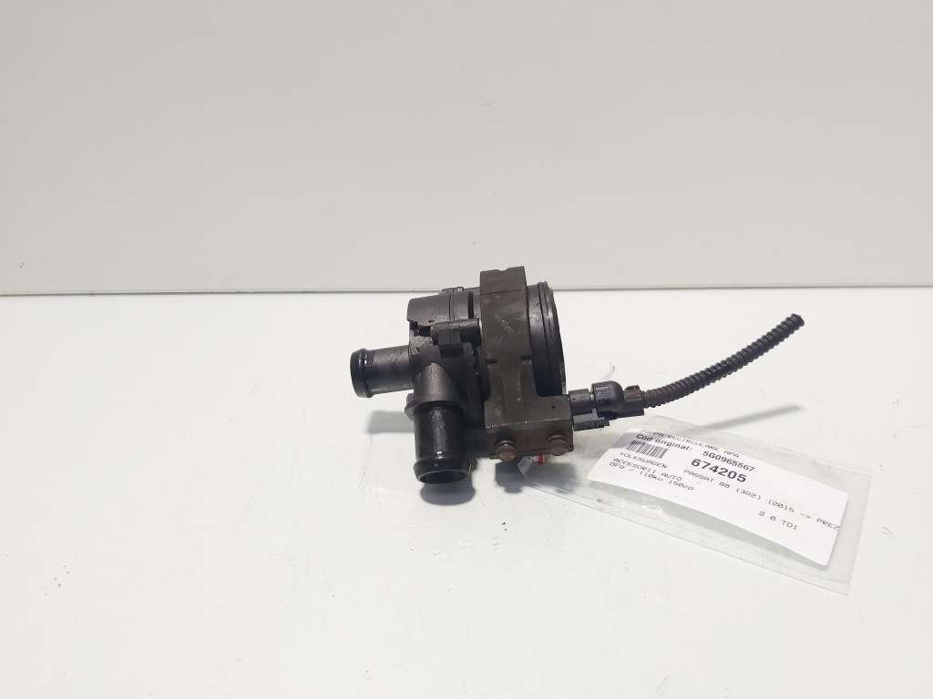 Pompa recirculare apa, cod 5G0965567, VW Arteon (3H7) 2.0 TDI, DFG (idi:674205)