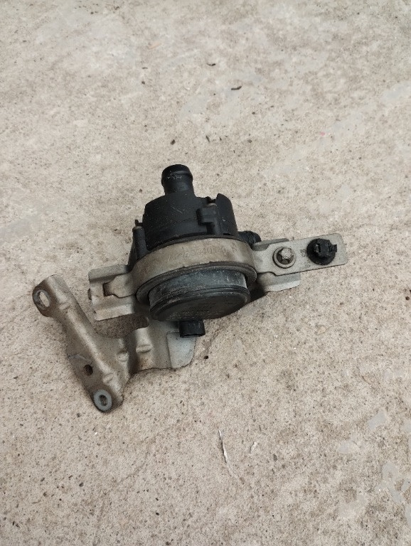 Pompa Recirculare Apa Mercedes CLA 250 C
