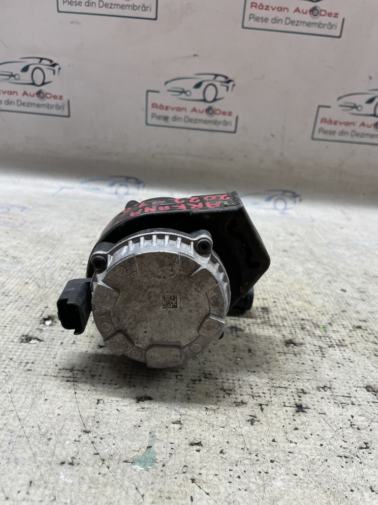 Pompa recirculare apa Renault Arkana 1.6 Benzina 2022, 210118939R