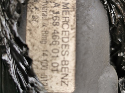 Pompa servodirectie  cu codul original A1684660101 pentru Mercedes Clasa A (W168) 1.7cdi, 1997-2004. Piesa ori