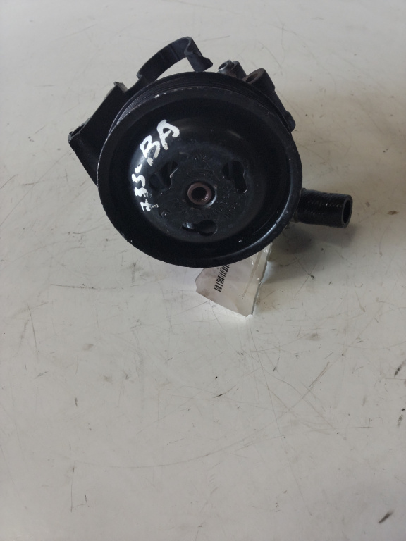 Pompa servo Ford Fiesta an 2009 cod piesa 2CD0703