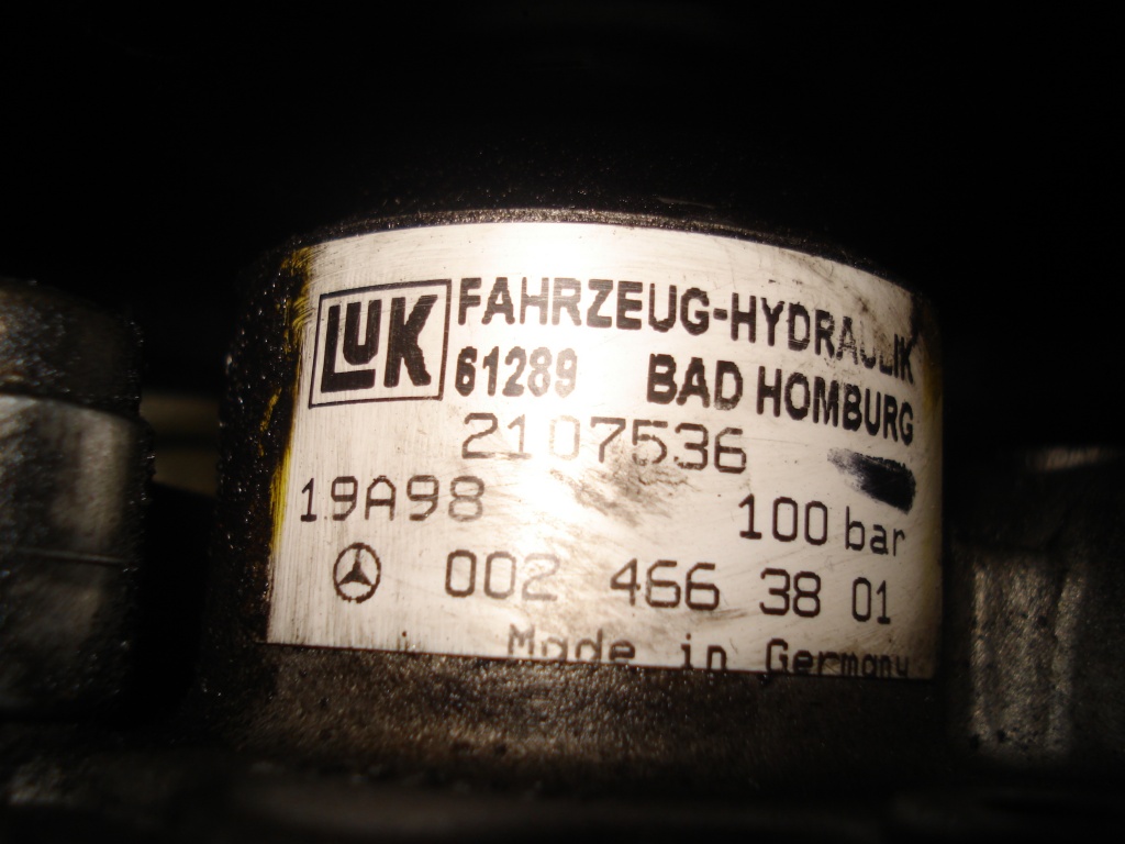 POMPA SERVO MERCEDES COD 0024663801
