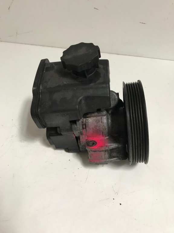 Pompa Servo Mercedes Sprinter 2.2 cdi Euro 4 cod piesa A0034667201