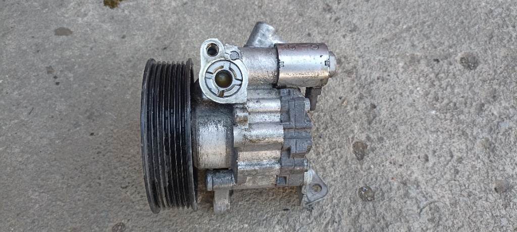 Pompa servo servodirectie Mercedes E Cla