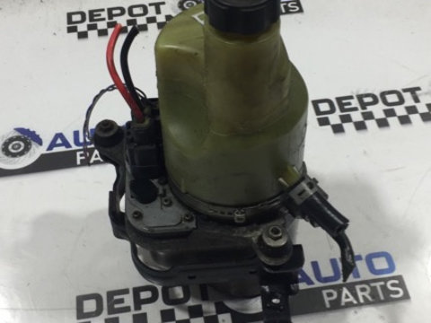 Pompa Servo Volvo C30 2009 2.0 diesel A4204T cod 5N513K514CB / 31280369