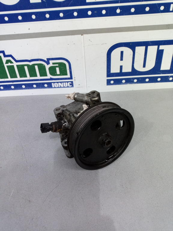 Pompa servodirectie 4M51-3A696-AD 1.6 B Ford Focus 2 2004-2010 1.6 B
