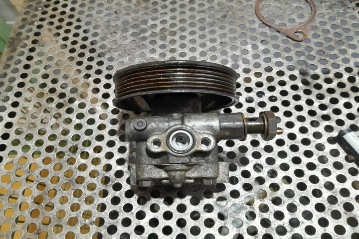 POMPA SERVODIRECTIE 57100-2B000 MX1253 Hyundai Santa Fe
