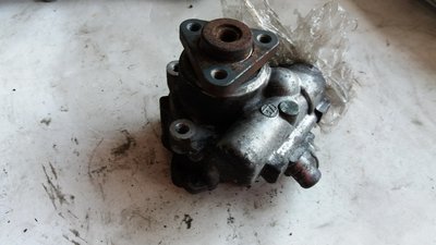 Pompa servodirectie audi a6 2.0tdi 4f0145155e