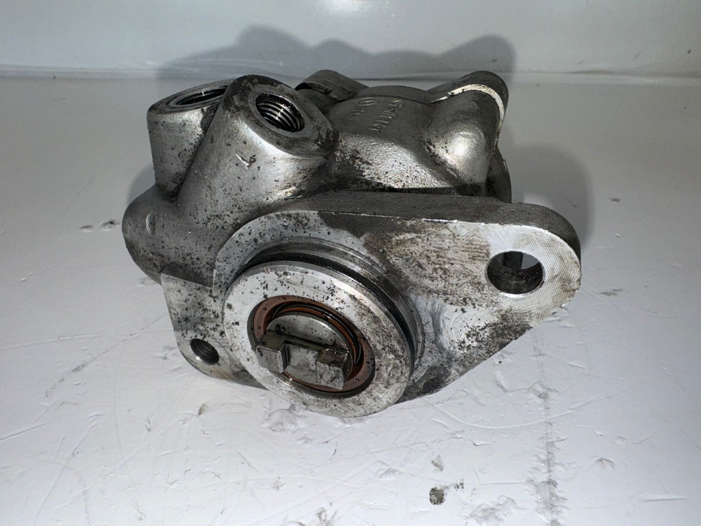POMPA SERVODIRECTIE IVECO DAILY IV 3.0 DIESEL 7682955133 / 504088697 [ 2000 - 2007 ] F1CE