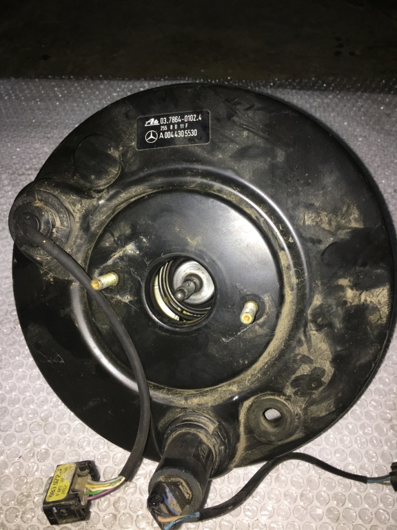 Pompa servofrana Mercedes E-Class A0044305530 A 004 430 5530 03786401024 03.7864-0102.4 2558011F