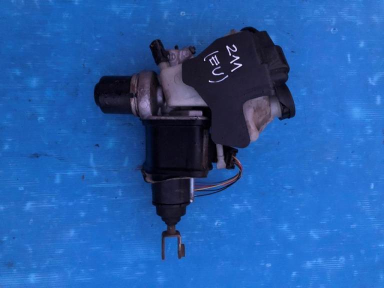 Pompa servofrana Mercedes E220 W211