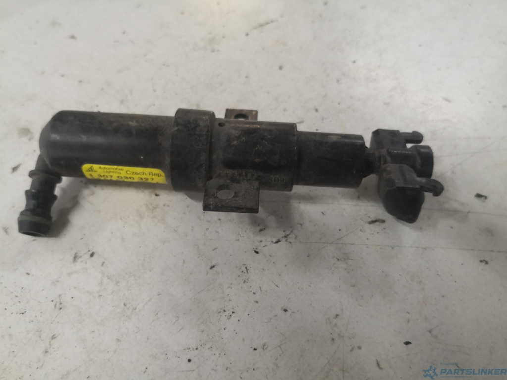 Pompa spalator far stanga fata VOLKSWAGEN GOLF V (1K1) [ 2003 - 2009 ] OEM 1307030327