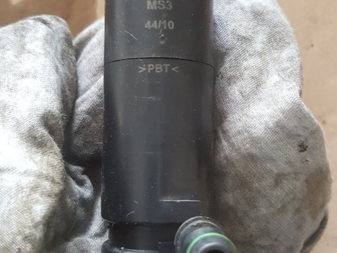 Pompa spalator faruri golf 6 plus 2012 3B7955681