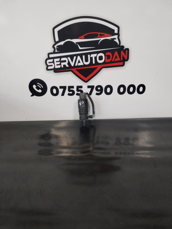 Pompa spalator vas parbriz BMW Seria 5 (2010-2017) [F11] 2.0 Motorina 2011, 67126934160-01 / 6934160-01