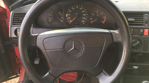 Pompa tandem Mercedes C-Class W202 1997 