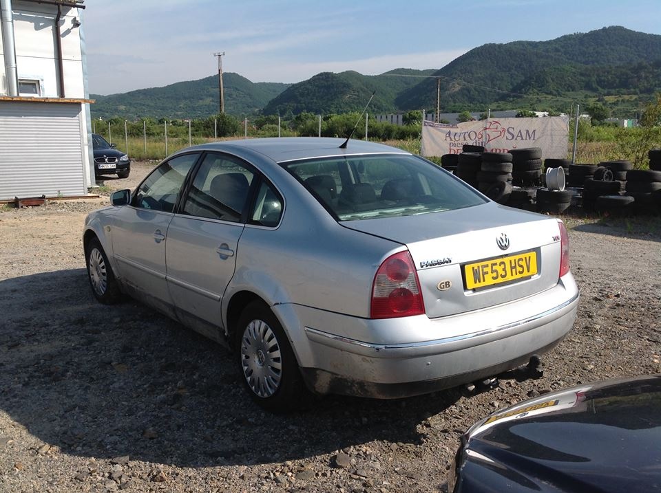 Pompa ulei VW Passat B5 2003 Hatchback 1