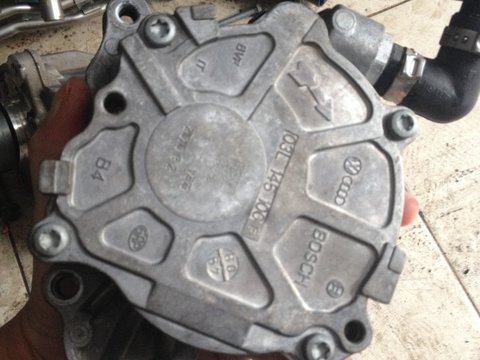 POMPA VACUUM 03L145100F, AUDI A4 B8, 2.0 TDI, CAG, 2010