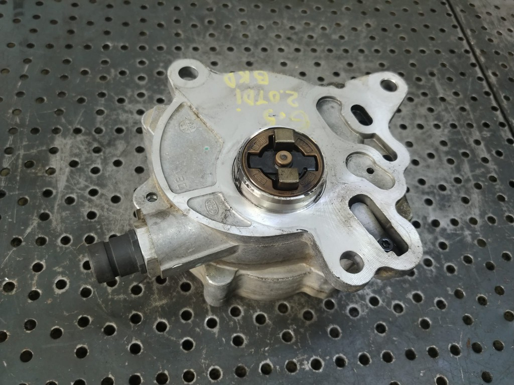 Pompa vacuum 2.0 tdi bkd bmr bre blb vw 