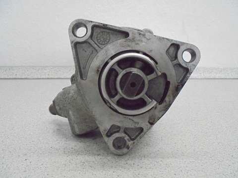 Pompa Vacuum Alfa Romeo 147 2001/04-2010/03 1.9 JTD 85KW 115CP Cod 46771105 / 4677 1105