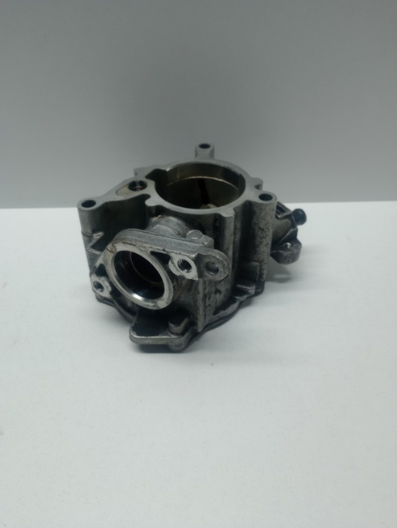 Pompa vacuum AUDI Q5 2.0TFSI 2008 - 2012 06J145100
