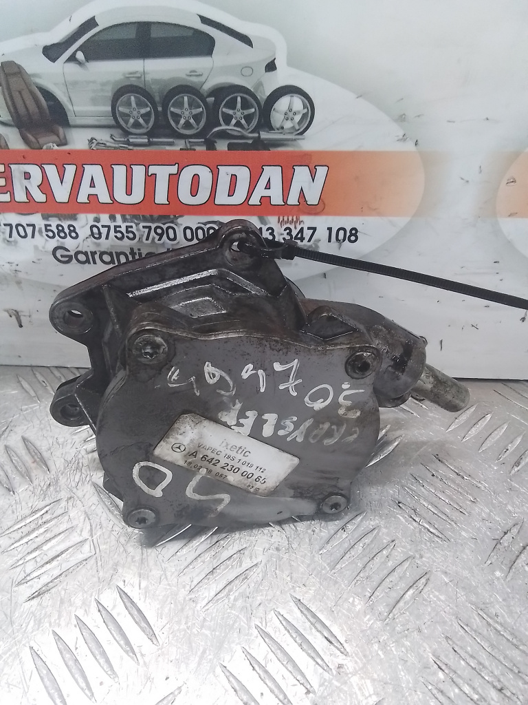 Pompa vacuum Chrysler 300C 3.0 Motorina 2008, A6422300065