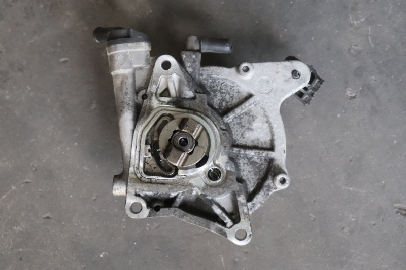 POMPA VACUUM HYUNDAI IX35 2012 28810-2F000