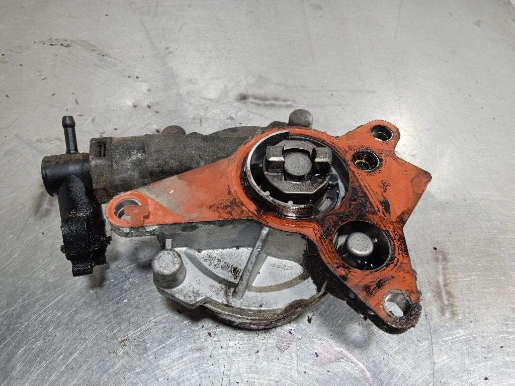 Pompa vacuum NISSAN Qashqai+2 I Van (J10, JJ10E) 1.6 dCi cod : 95517994