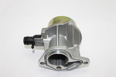 Pompa vacuum pentru motor 1.9 diesel de la DAcia-R