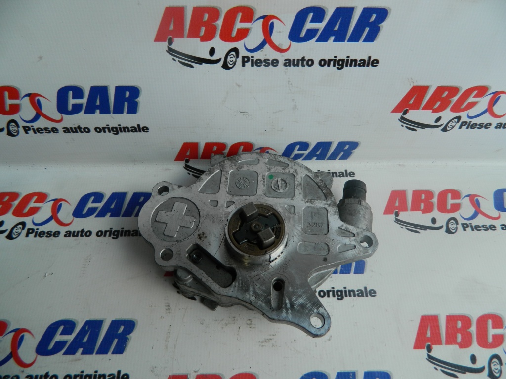 Pompa Vacuum SKoda Octavia 2 1.6 TDI Cod: 036L145100C