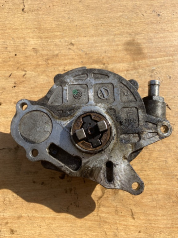 Pompa vacuum tandem 03L145100 Volkswagen