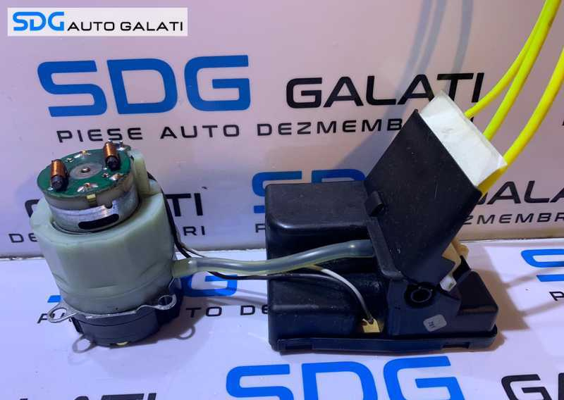 Pompa Vacuum Vacuum Mercedes W203 C Class C200 C220 2.2 CDI 2000 - 2007 Cod A6112300065 [M3647]