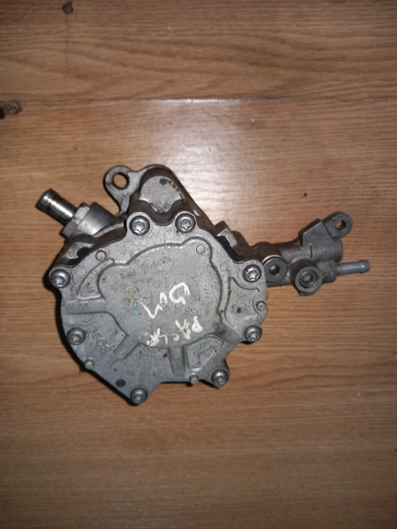 Pompa Vacuum Volkswagen / Audi / Seat / Skoda Cod: 038145209